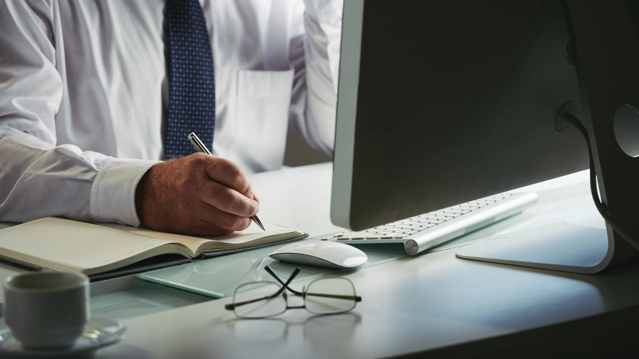 Excel أم نظام إداري؟ 